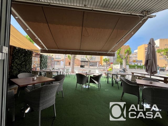 Erhverv til salg i Lloret de Mar - € 199.000 (Ref: 9860876)