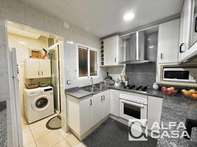 3 makuuhuone Asunto myytävänä paikassa Tordera - 162 000 € (Ref: 9867948)