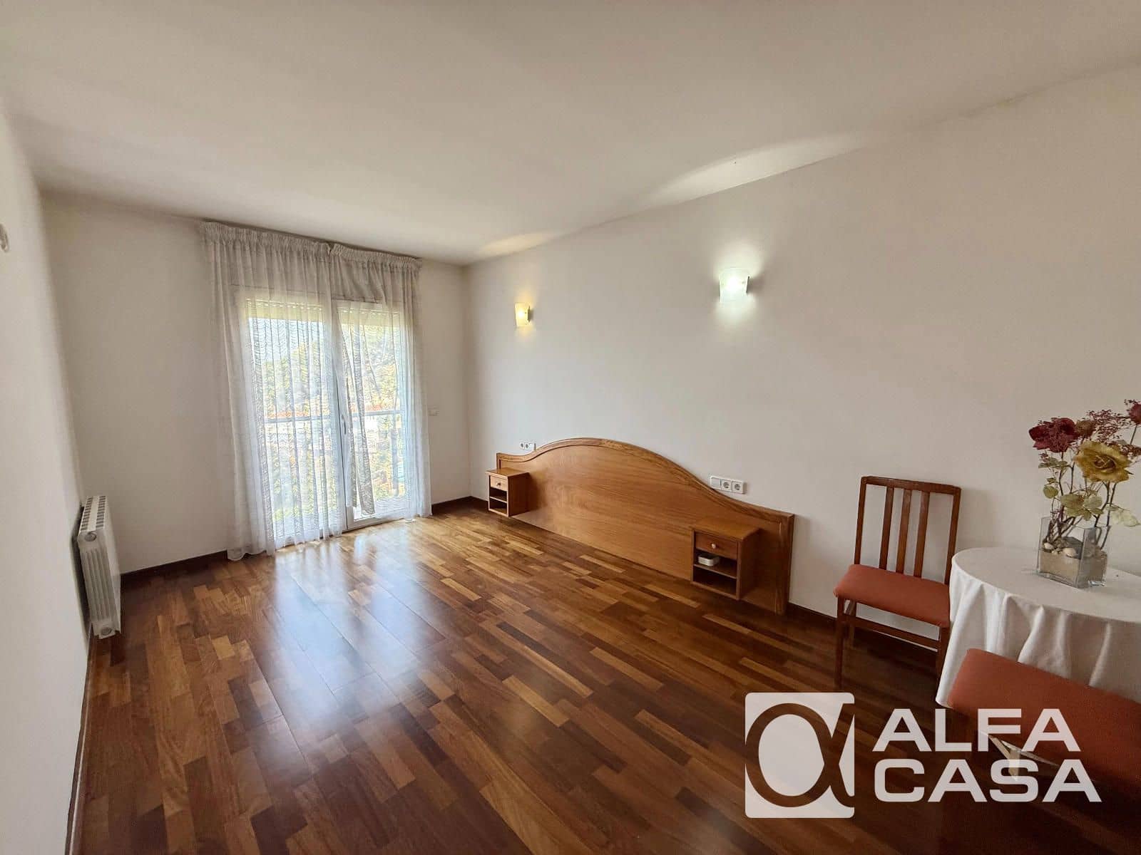 2 sypialnia Willa na sprzedaż w Lloret de Mar z garażem - 420 000 € (Ref: 9870527)