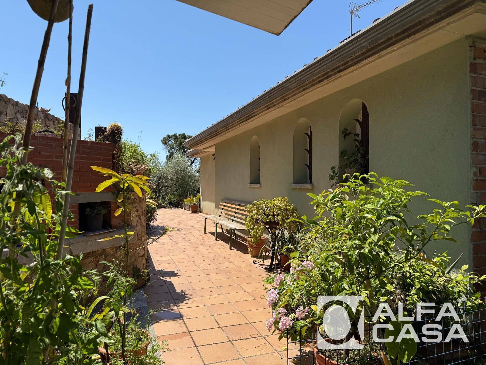 2 sypialnia Willa na sprzedaż w Lloret de Mar z garażem - 420 000 € (Ref: 9870527)