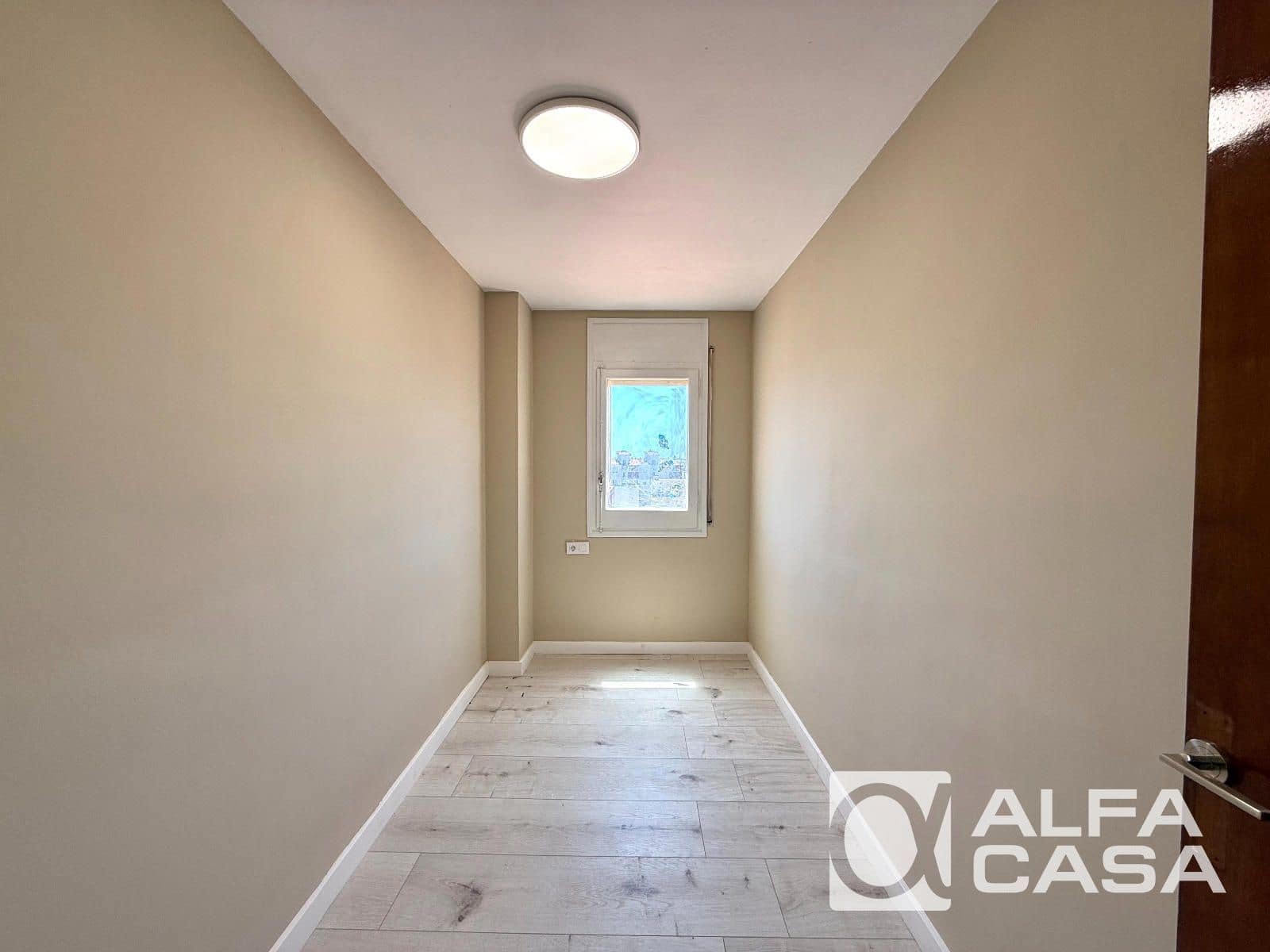 4 soveværelse Lejlighed til salg i Lloret de Mar med garage - € 250.000 (Ref: 9890998)