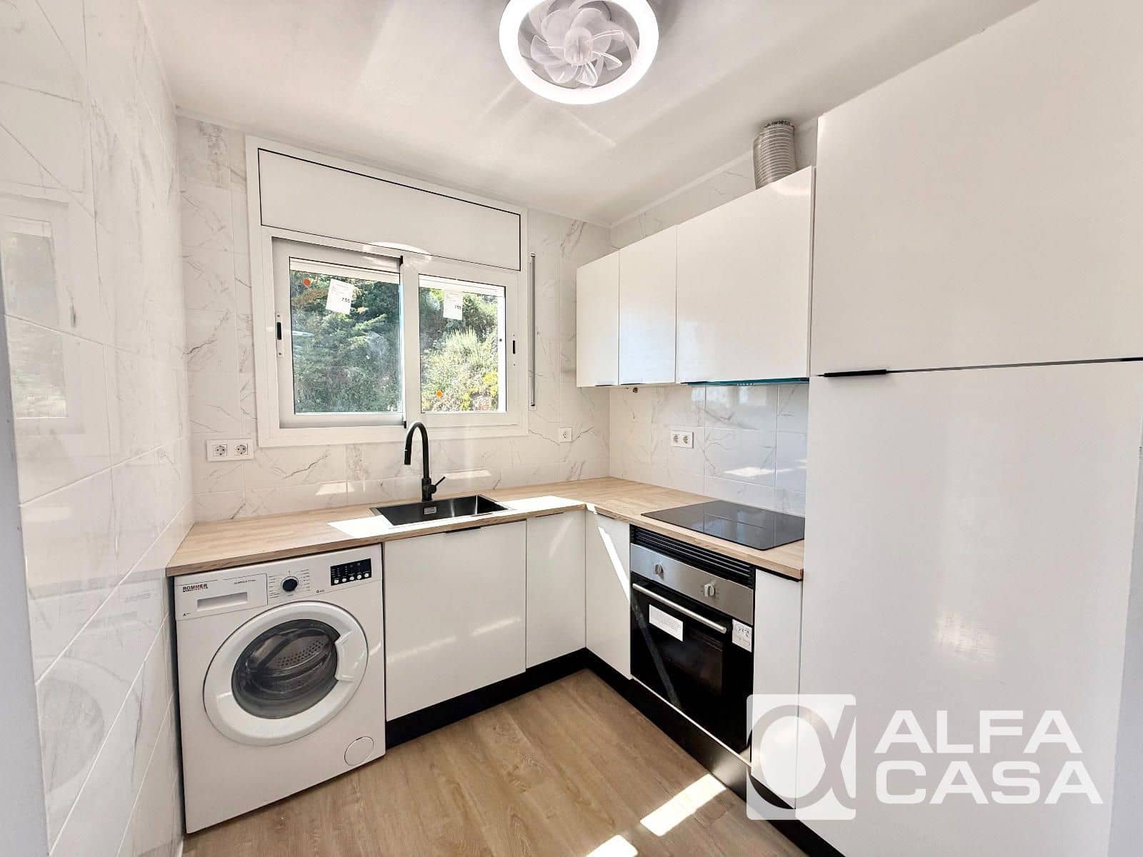 2 slaapkamer Villa te koop in Vidreres met garage - € 240.000 (Ref: 9891354)