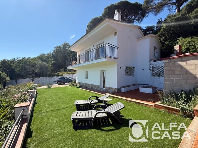 2 slaapkamer Villa te koop in Vidreres met garage - € 240.000 (Ref: 9891354)