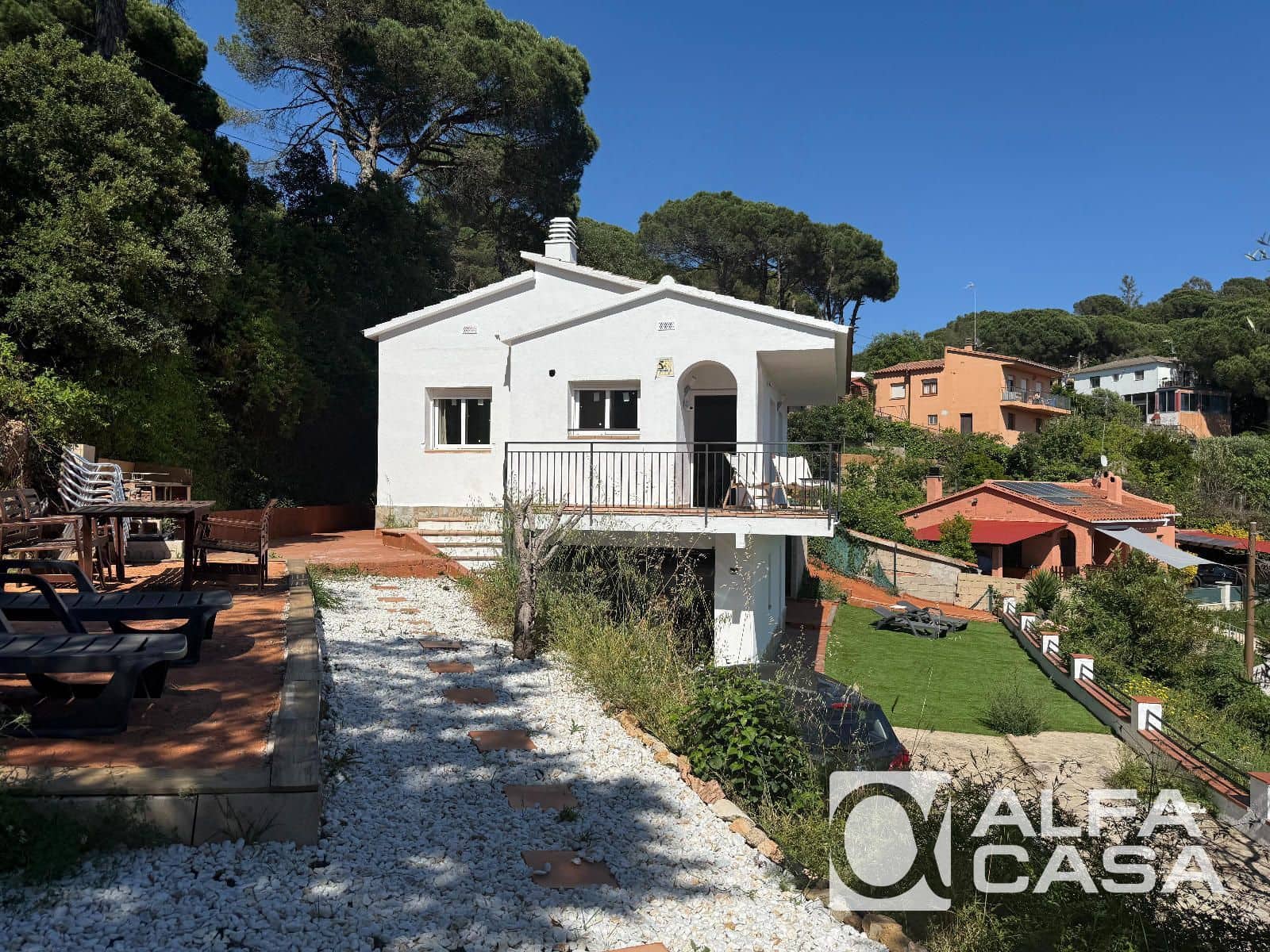 2 slaapkamer Villa te koop in Vidreres met garage - € 240.000 (Ref: 9891354)
