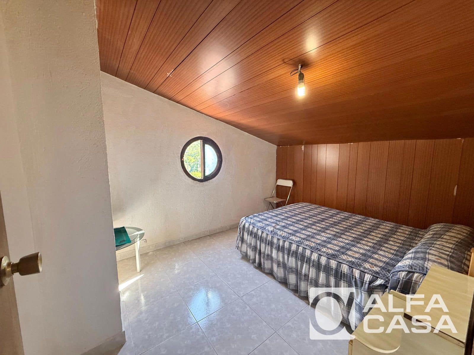 4 slaapkamer Villa te koop in Vidreres met zwembad - € 225.000 (Ref: 9893002)