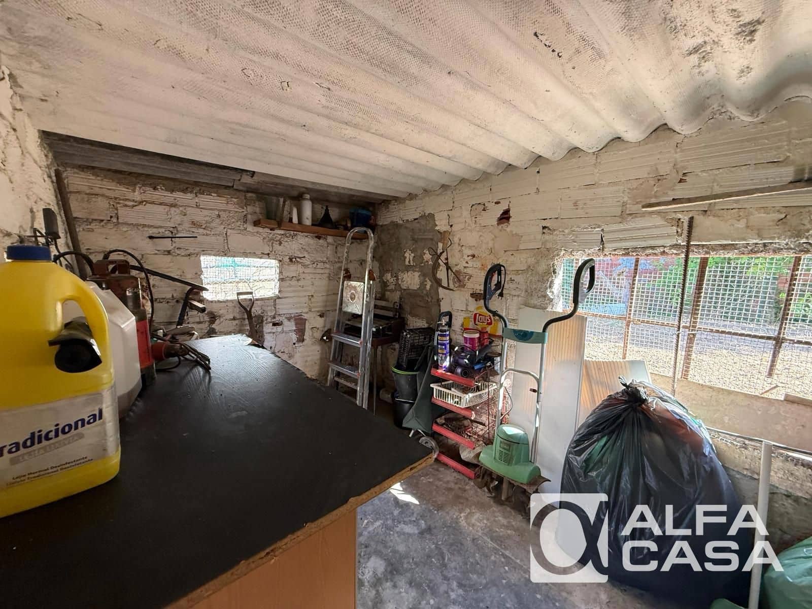 4 slaapkamer Villa te koop in Vidreres met zwembad - € 225.000 (Ref: 9893002)