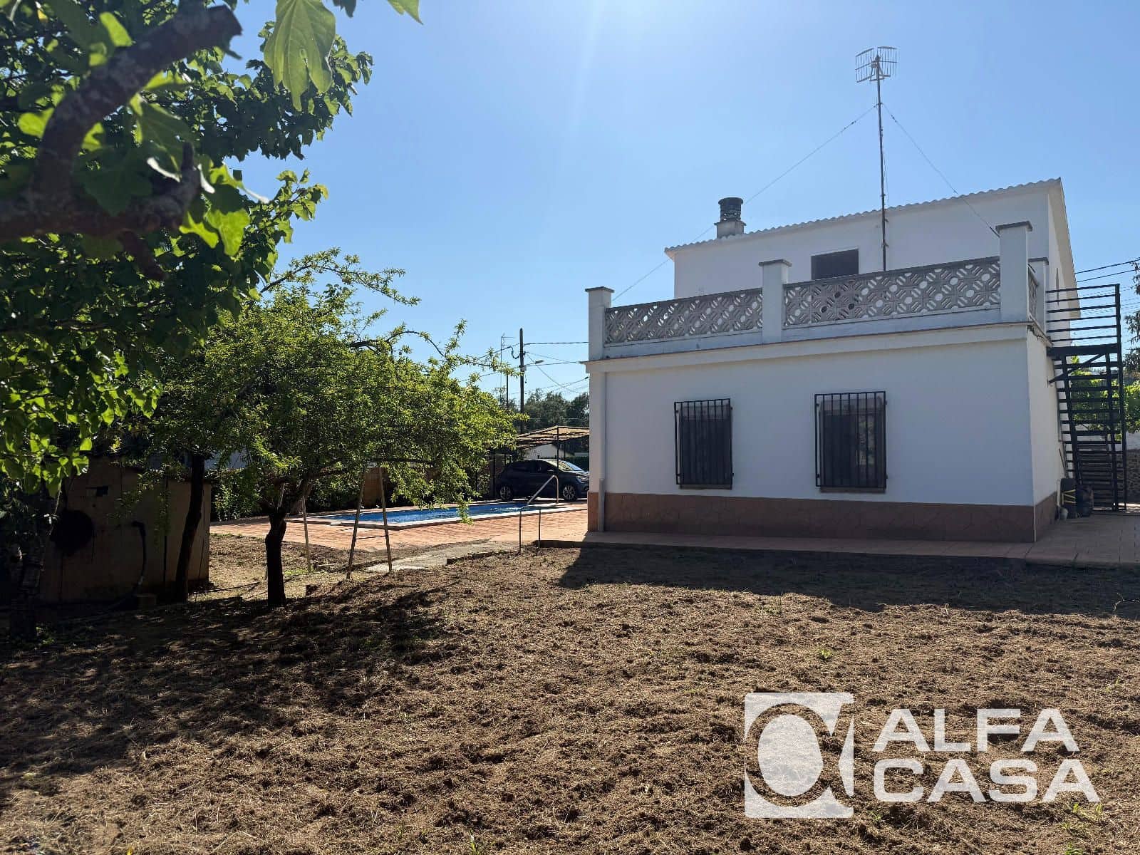 4 slaapkamer Villa te koop in Vidreres met zwembad - € 225.000 (Ref: 9893002)
