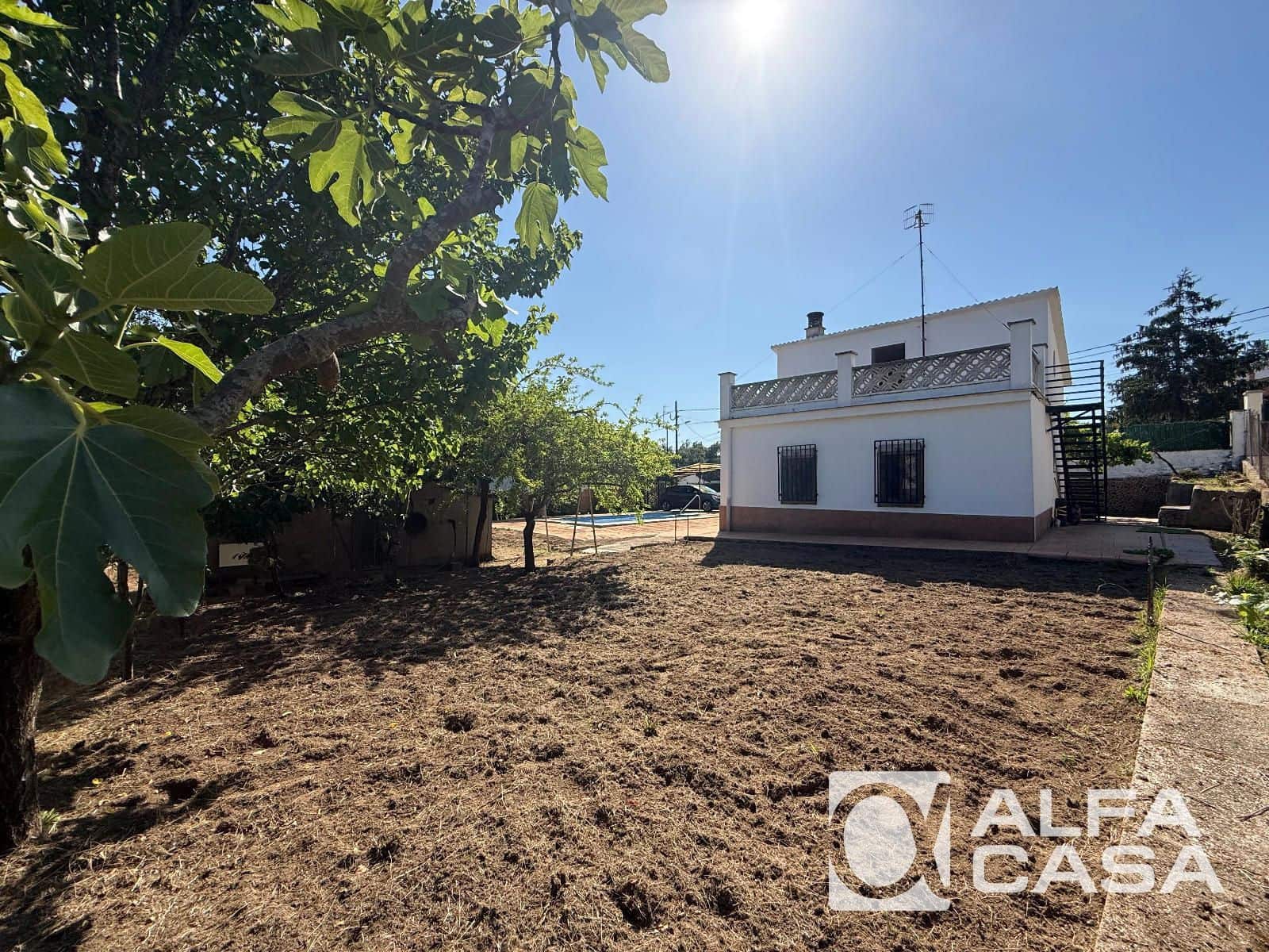 4 slaapkamer Villa te koop in Vidreres met zwembad - € 225.000 (Ref: 9893002)