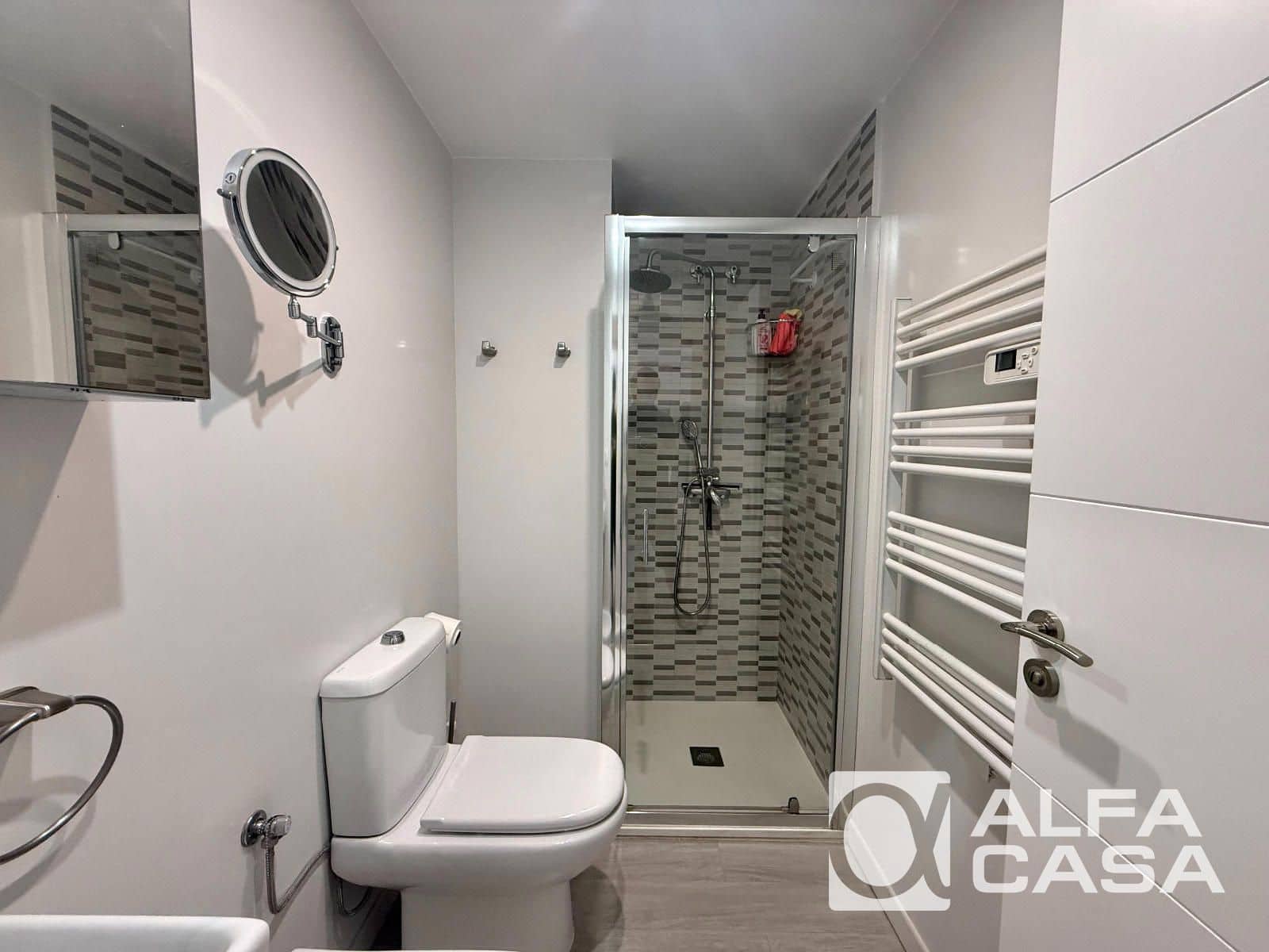 Piso de 1 habitación en Lloret de Mar en venta con piscina - 158.000 € (Ref: 9895292)