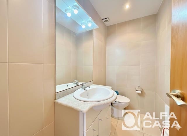 4 Zimmer Villa zu verkaufen in Lloret de Mar - 225.000 € (Ref: 9914637)