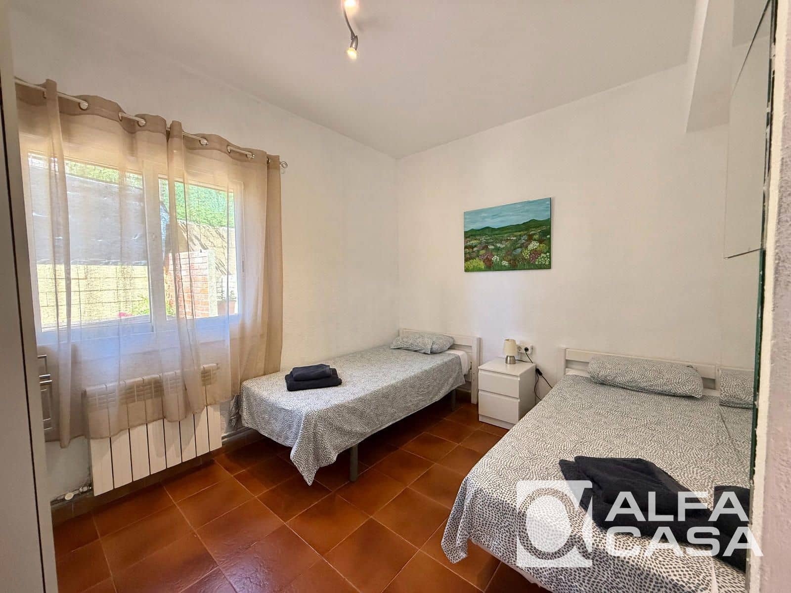6 bedroom Villa for sale in Lloret de Mar with pool garage - € 490,000 (Ref: 9926326)