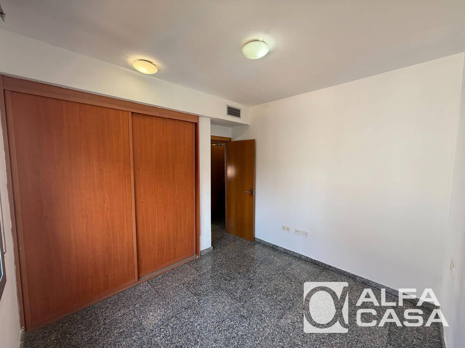 2 bedroom Flat for sale in Lloret de Mar with pool garage - € 220,000 (Ref: 9950778)