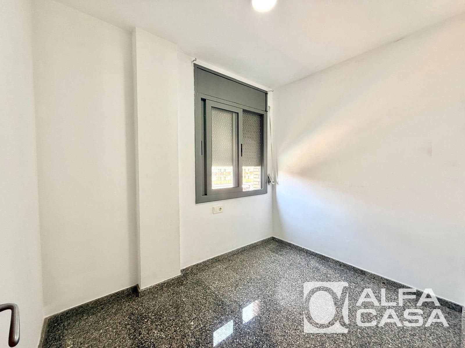 2 bedroom Flat for sale in Lloret de Mar with pool garage - € 220,000 (Ref: 9950778)