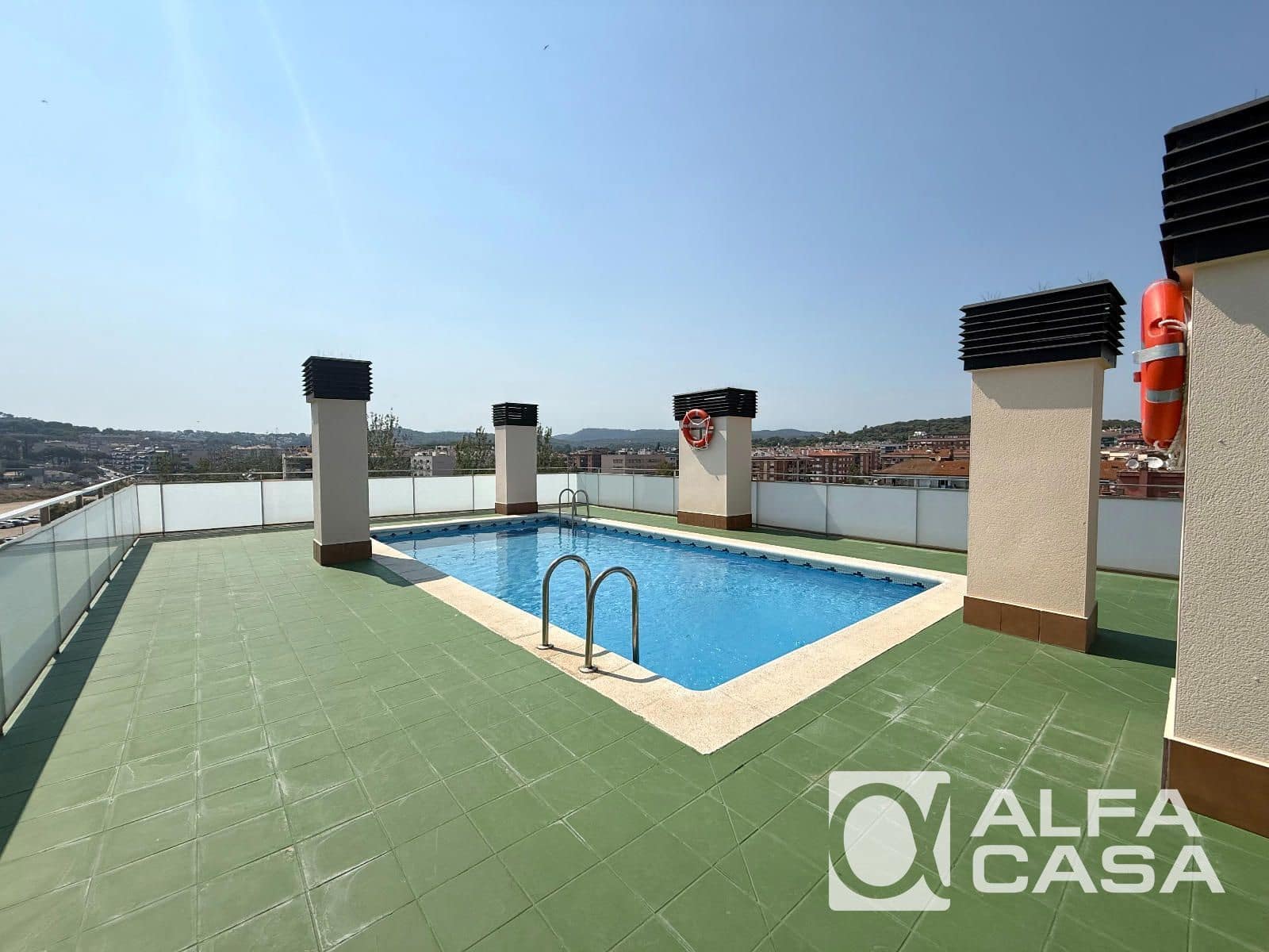 2 bedroom Flat for sale in Lloret de Mar with pool garage - € 220,000 (Ref: 9950778)