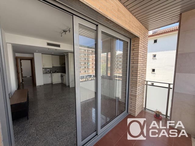 2 soveværelse Lejlighed til salg i Lloret de Mar med swimmingpool garage - € 220.000 (Ref: 9950778)