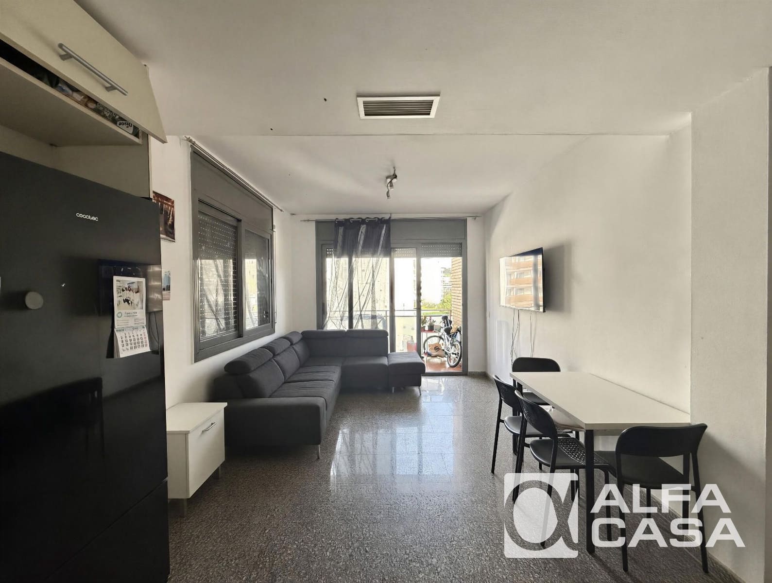 2 bedroom Flat for sale in Lloret de Mar with pool garage - € 220,000 (Ref: 9950778)