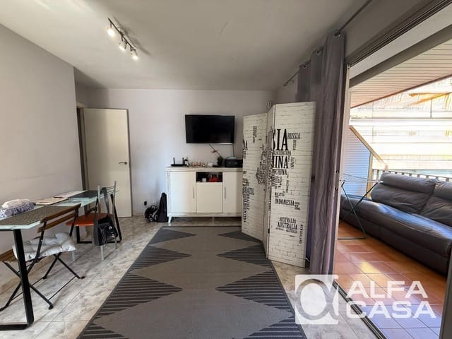 3 soverom Leilighet til salgs i Lloret de Mar med svømmebasseng - € 240 000 (Ref: 9956683)