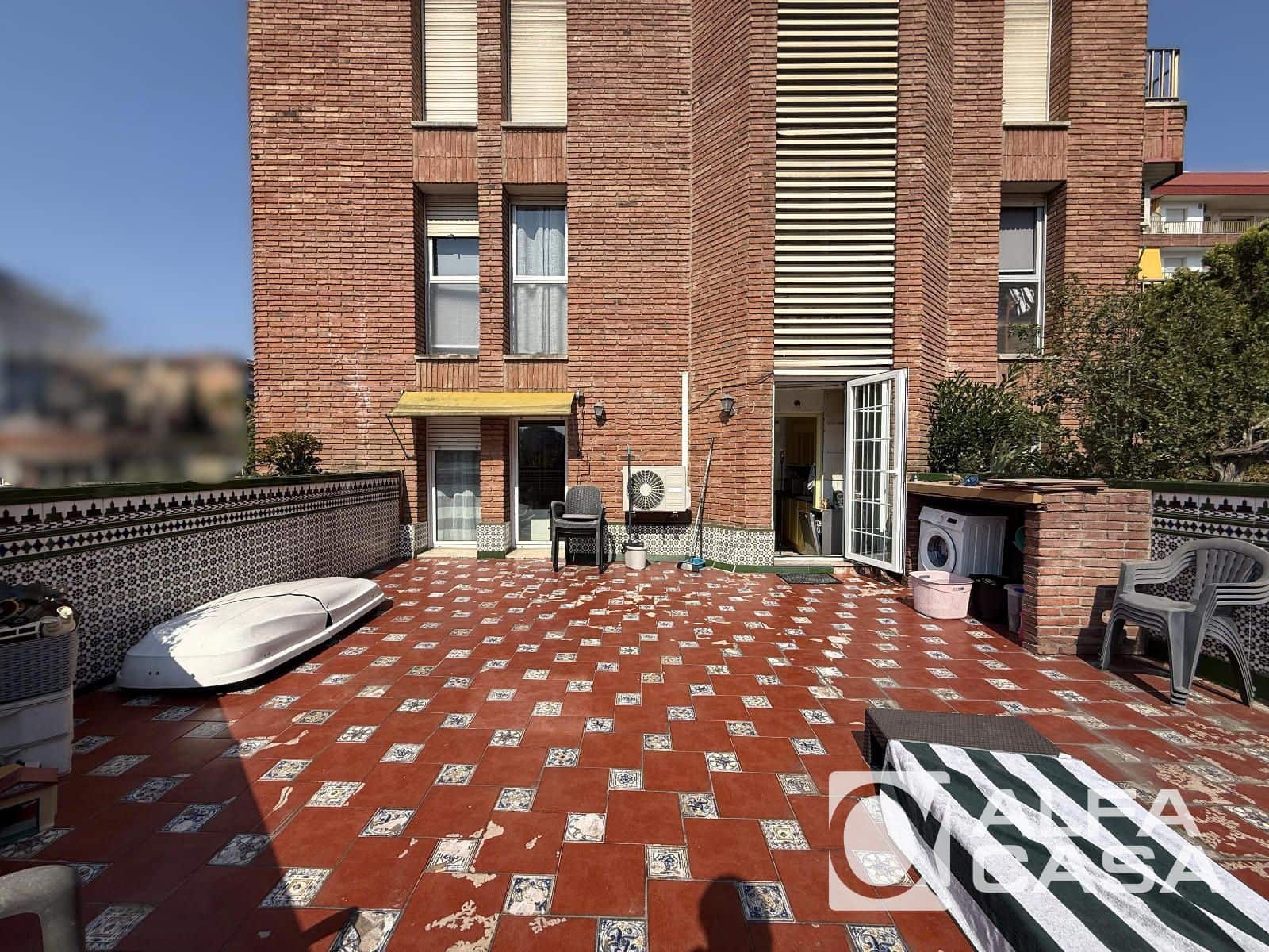 3 makuuhuone Asunto myytävänä paikassa Lloret de Mar mukana uima-altaan - 240 000 € (Ref: 9956683)
