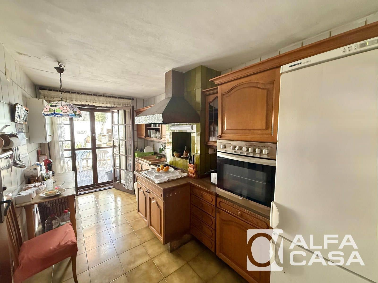 5 bedroom Villa for sale in Lloret de Mar with garage - € 455,000 (Ref: 9958783)