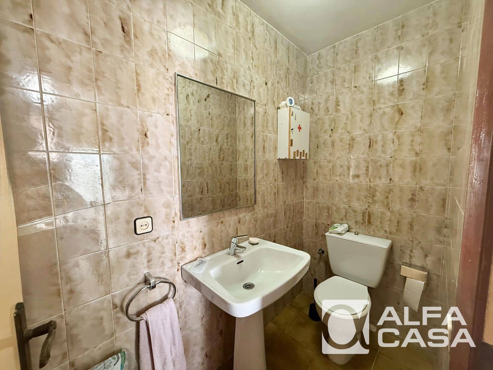 5 bedroom Villa for sale in Lloret de Mar with garage - € 455,000 (Ref: 9958783)