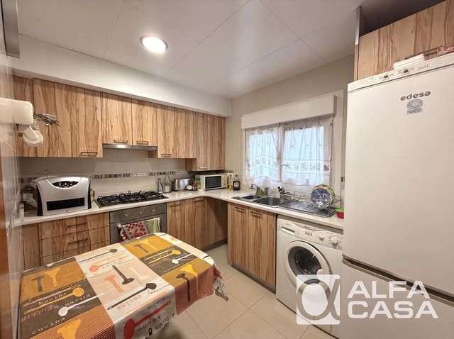 2 soveværelse Lejlighed til salg i Lloret de Mar - € 167.000 (Ref: 9985701)