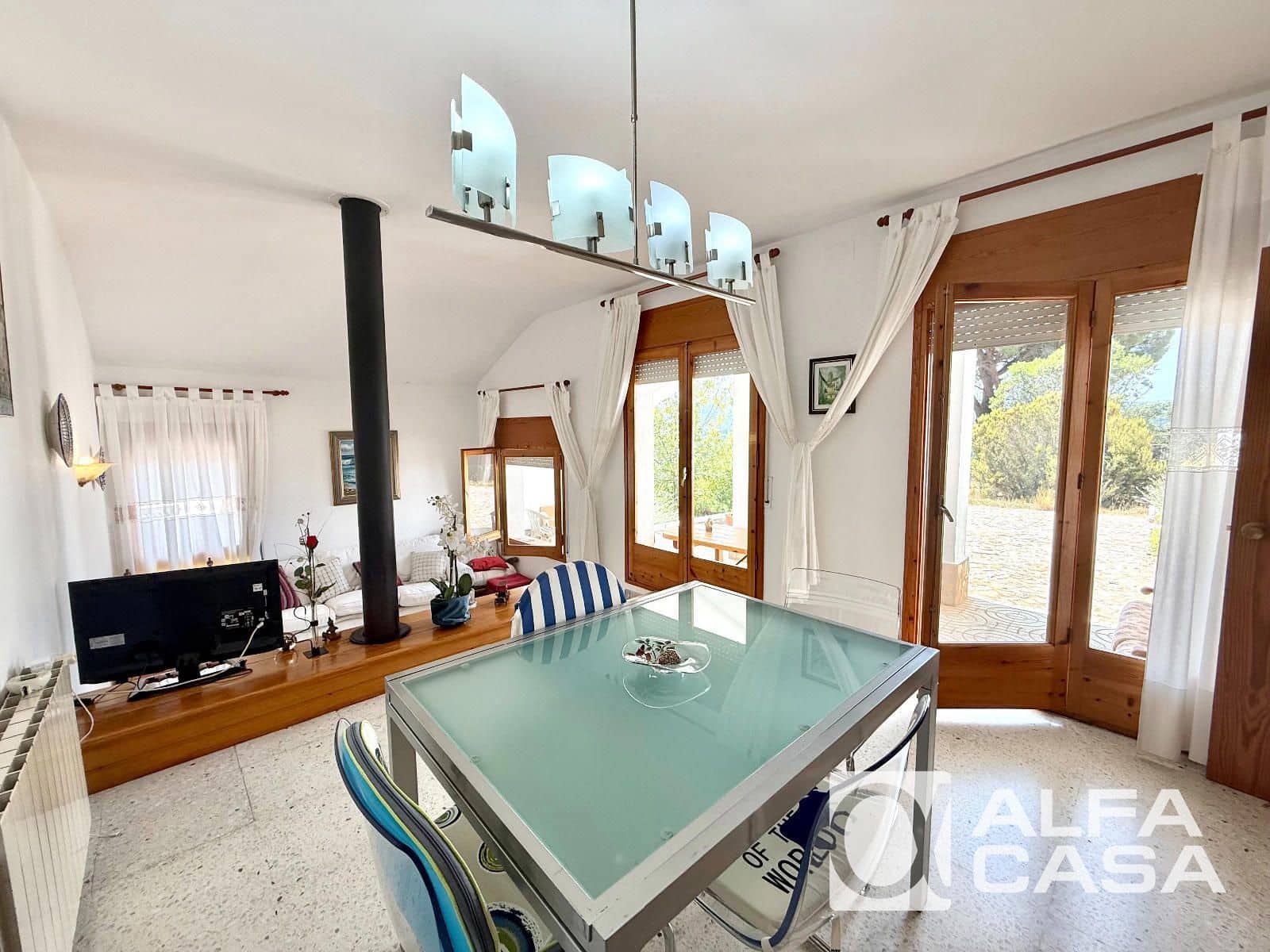 4 slaapkamer Villa te koop in Vidreres met garage - € 360.000 (Ref: 9989307)