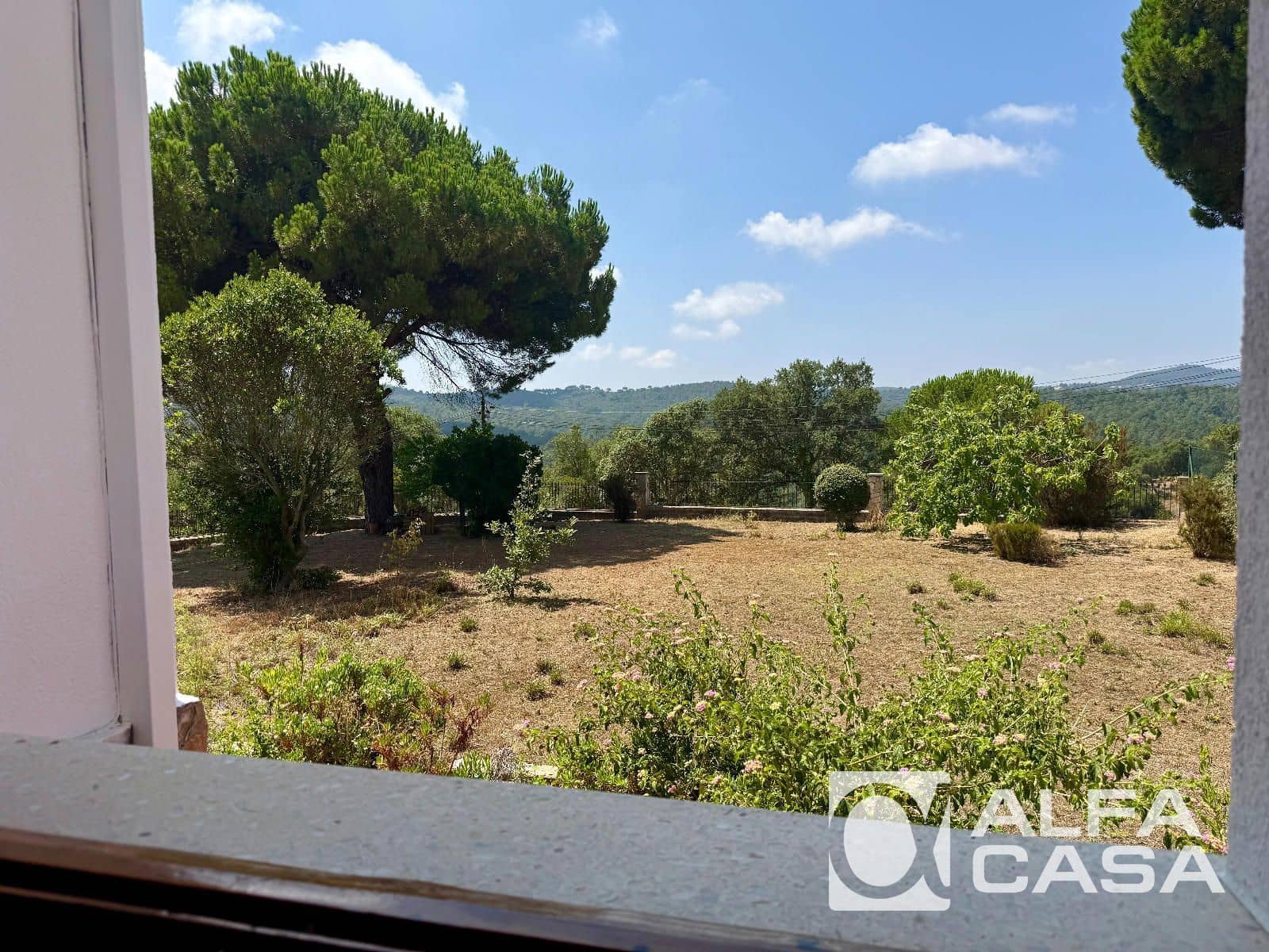 4 slaapkamer Villa te koop in Vidreres met garage - € 360.000 (Ref: 9989307)