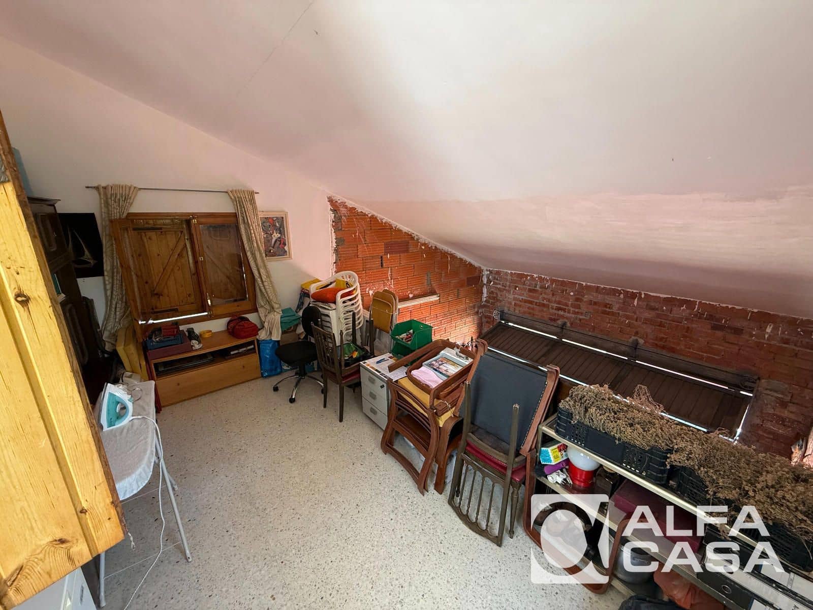 4 slaapkamer Villa te koop in Vidreres met garage - € 360.000 (Ref: 9989307)