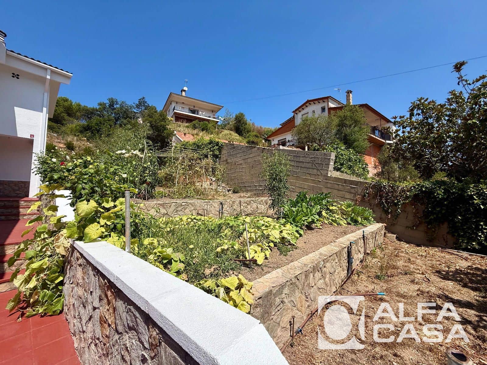 4 slaapkamer Villa te koop in Vidreres met garage - € 360.000 (Ref: 9989307)