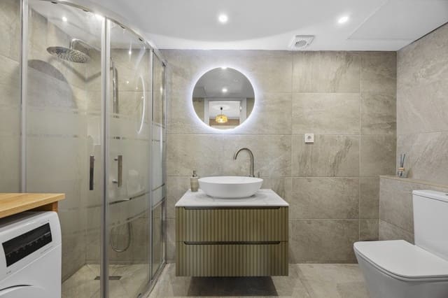 3 bedroom Apartment for sale in Benalmádena with pool - € 319,000 (Ref: 10001232)