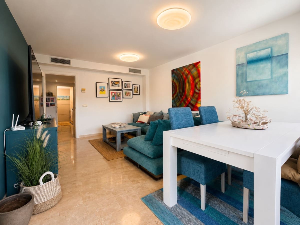 3 quarto Penthouse para venda em Manilva com piscina garagem - 395 000 € (Ref: 10007098)