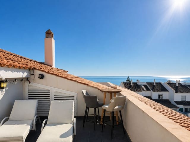 3 quarto Penthouse para venda em Manilva com piscina garagem - 395 000 € (Ref: 10007098)