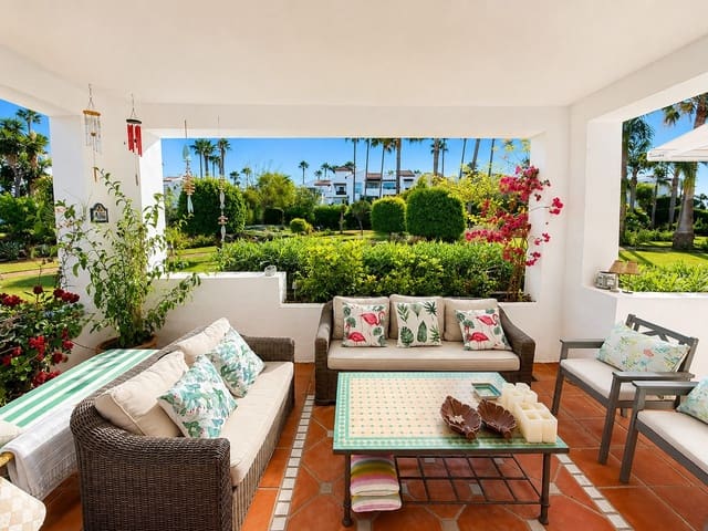 3 camera da letto Appartamento sulla Spiaggia in vendita in Costalita, Estepona con piscina garage - 839.000 € (Rif: 10007100)