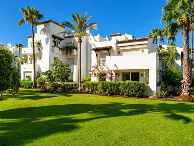 3 camera da letto Appartamento sulla Spiaggia in vendita in Costalita, Estepona con piscina garage - 839.000 € (Rif: 10007100)