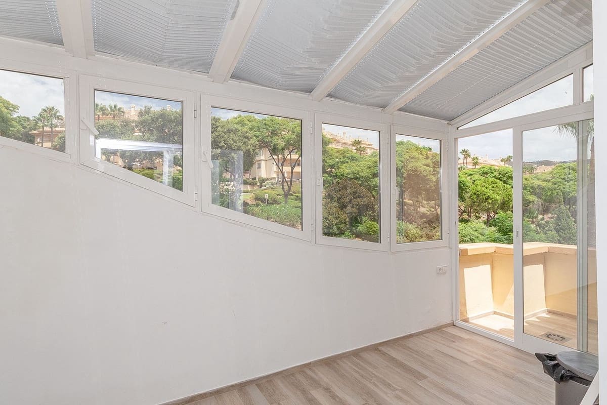3 sovrum Takvåning till salu i Elviria med pool garage - 1 095 000 € (Ref: 10007480)