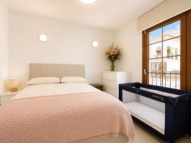 2 Zimmer Strandapartment zu verkaufen in La Duquesa / Puerto de la Duquesa, Manilva - 385.000 € (Ref: 10009980)
