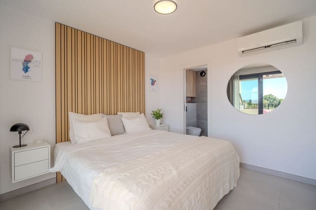 4 soverom Hus til salgs i New Golden Mile, Estepona med svømmebasseng garasje - € 750 000 (Ref: 10021730)