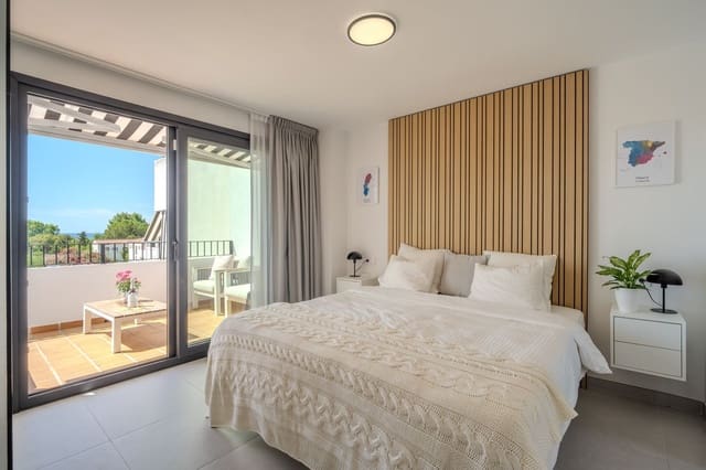 4 soverom Hus til salgs i New Golden Mile, Estepona med svømmebasseng garasje - € 750 000 (Ref: 10021730)