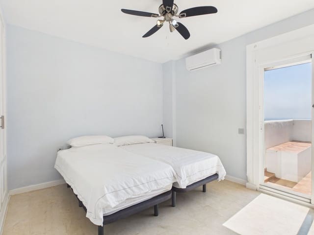 2 bedroom Apartment for sale in Manilva with pool garage - € 299,000 (Ref: 10033290)