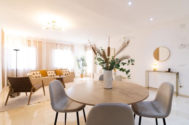 2 sovrum Strandlägenhet till salu i Puerto Banus, Marbella - 540 000 € (Ref: 10033293)