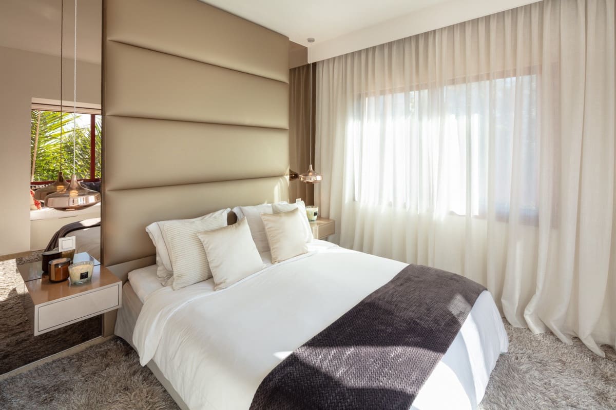 2 Zimmer Strandapartment zu verkaufen in Marbella mit Pool Garage - 750.000 € (Ref: 10033365)