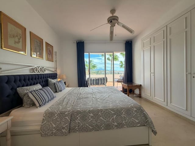 1 soverom Penthouse til salgs i Estepona med svømmebasseng - € 299 000 (Ref: 10037655)