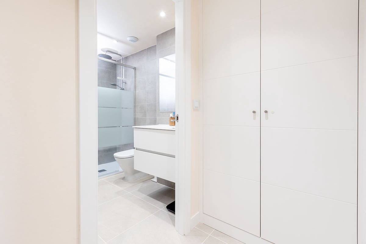 2 bedroom Apartment for sale in New Golden Mile with pool garage - € 435,000 (Ref: 10038577)