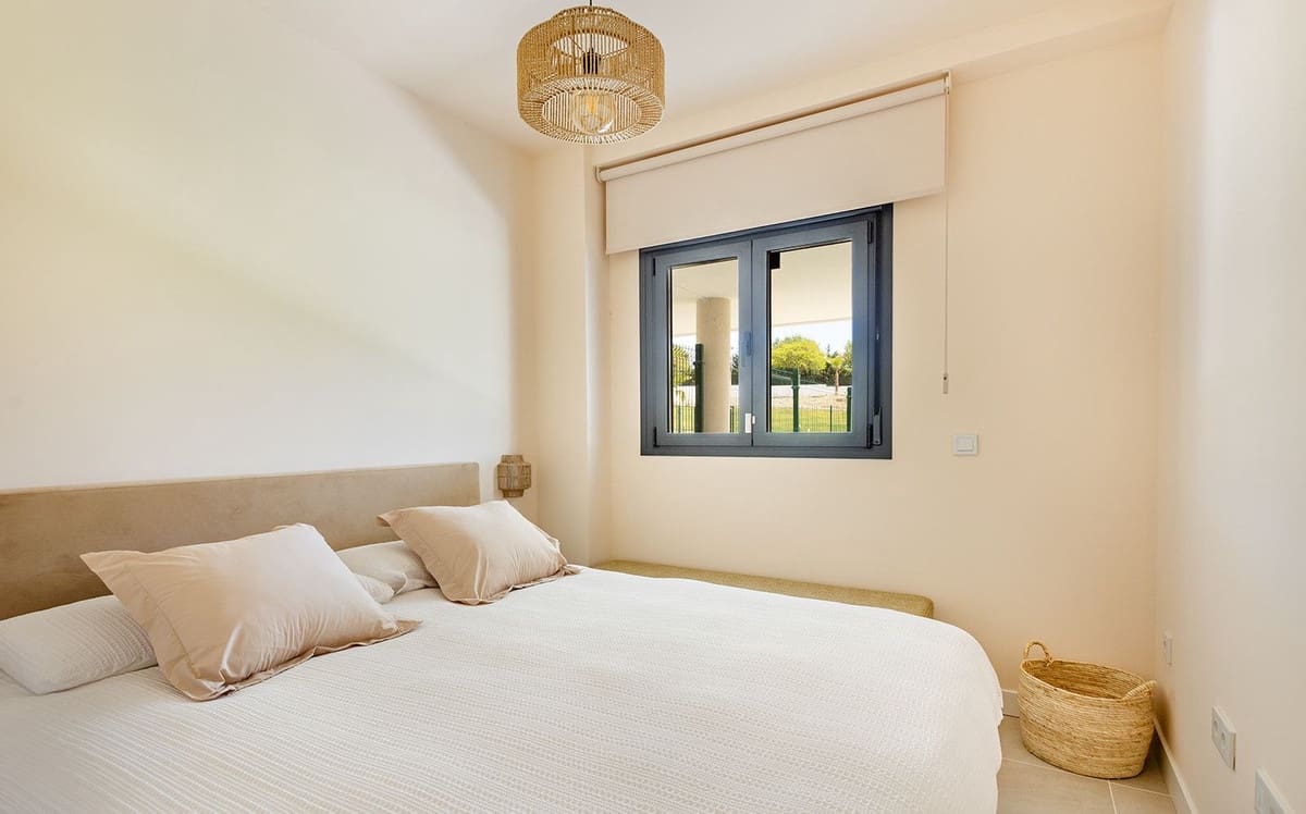 2 bedroom Apartment for sale in New Golden Mile with pool garage - € 435,000 (Ref: 10038577)