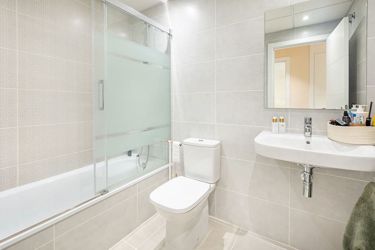 2 bedroom Apartment for sale in New Golden Mile with pool garage - € 435,000 (Ref: 10038577)