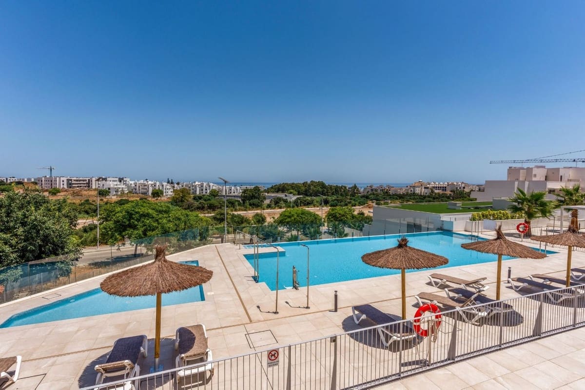2 sypialnia Apartament na sprzedaż w Estepona z basenem garażem - 545 000 € (Ref: 10038579)