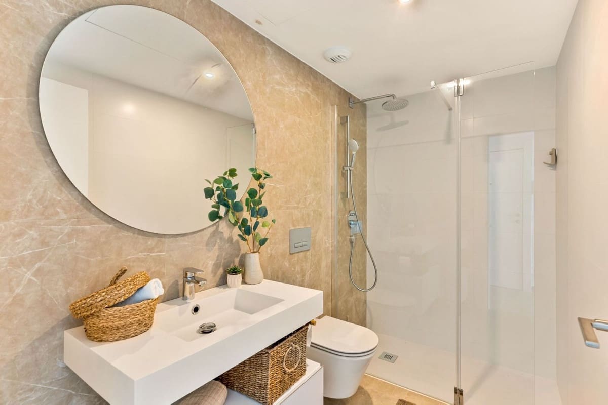 2 sypialnia Apartament na sprzedaż w Estepona z basenem garażem - 545 000 € (Ref: 10038579)