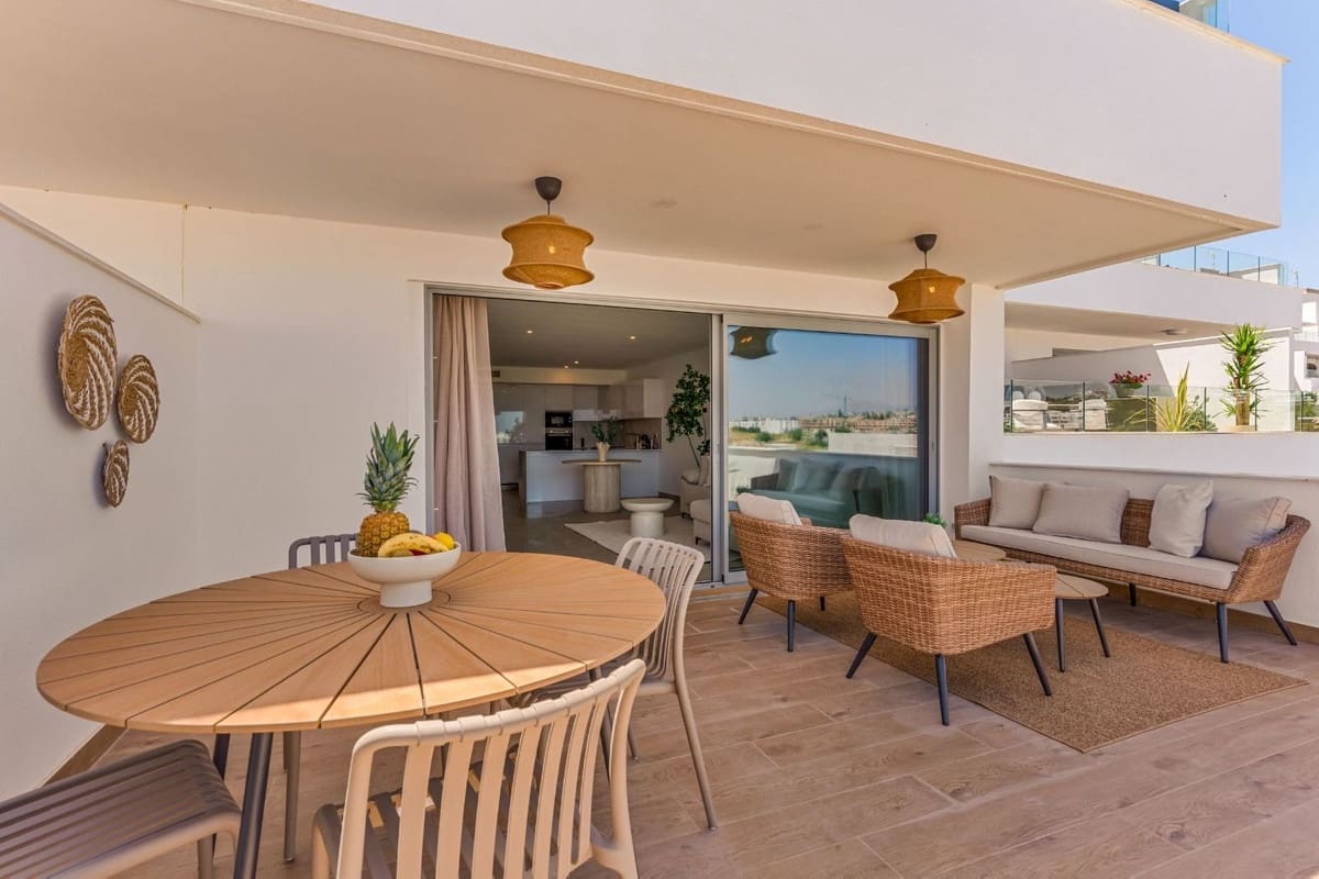 2 sypialnia Apartament na sprzedaż w Estepona z basenem garażem - 545 000 € (Ref: 10038579)