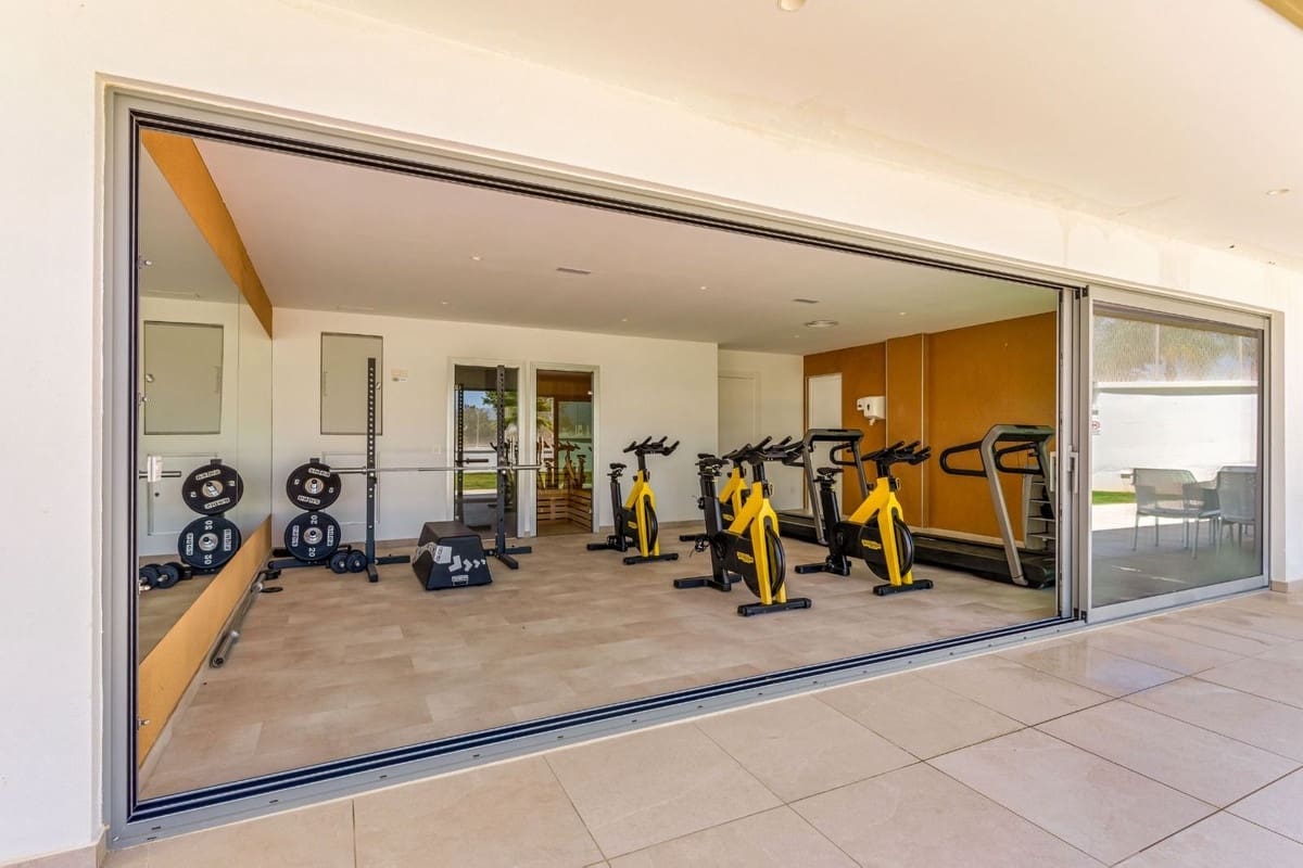 2 sypialnia Apartament na sprzedaż w Estepona z basenem garażem - 545 000 € (Ref: 10038579)