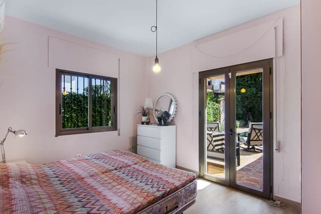 Villa for sale in Mijas with pool garage - € 799,000 (Ref: 10038615)